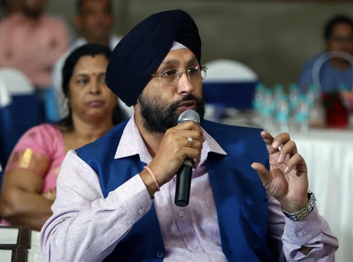 Former Indian Hockey Coach Jagbir Singh Hospitalized Following Heart Attack