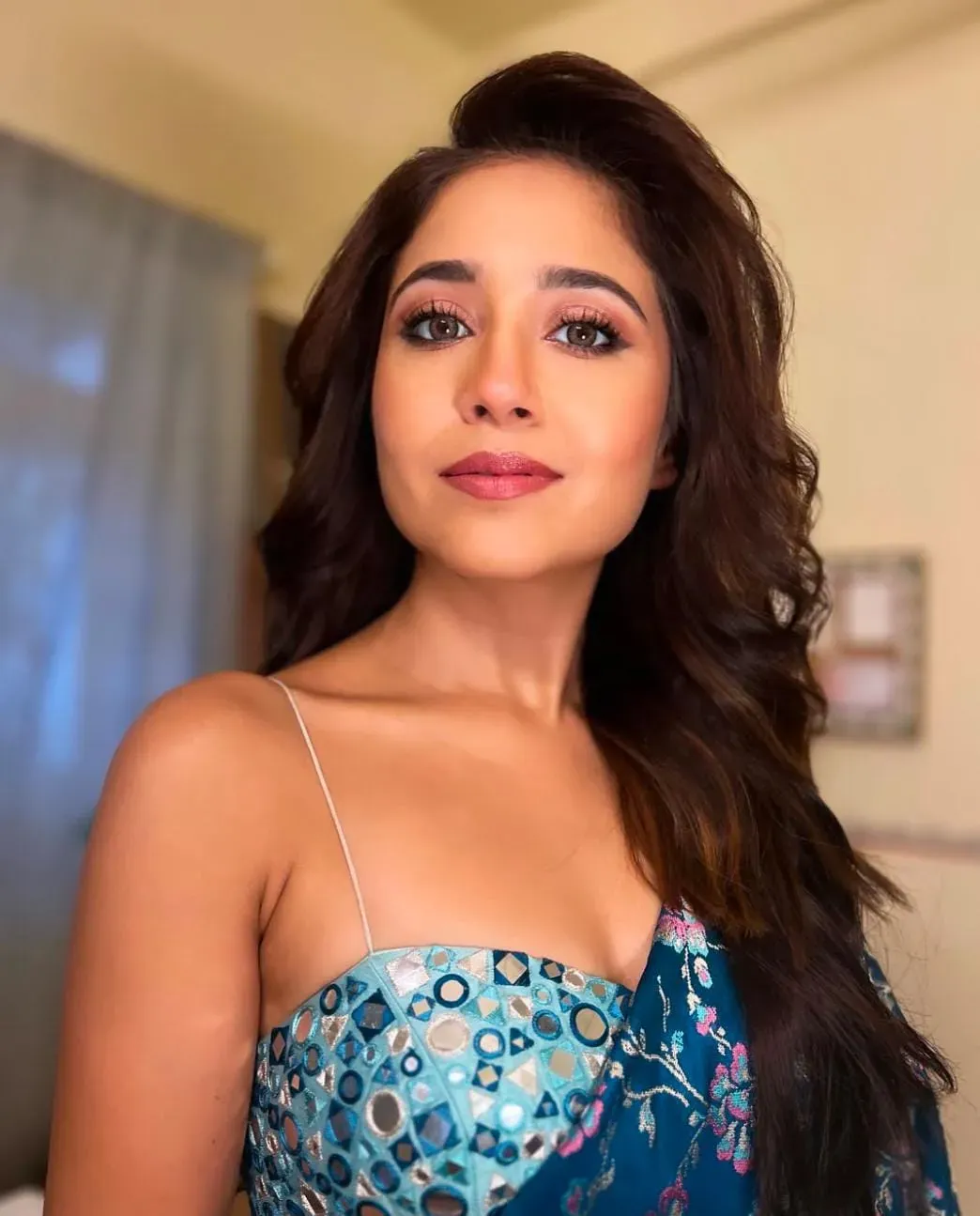 Shweta's Unique Prep Rituals: Music and Fragrance in Role Preparation