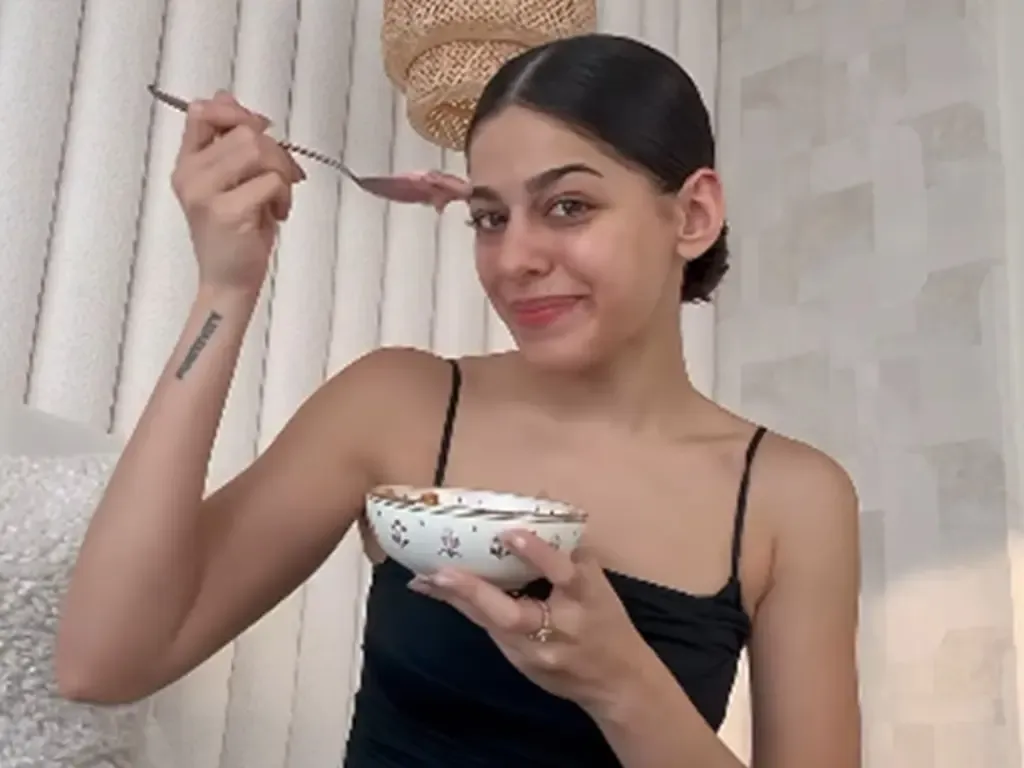 Alaya F Reveals Her Daily Routine: From Yoga to Journaling