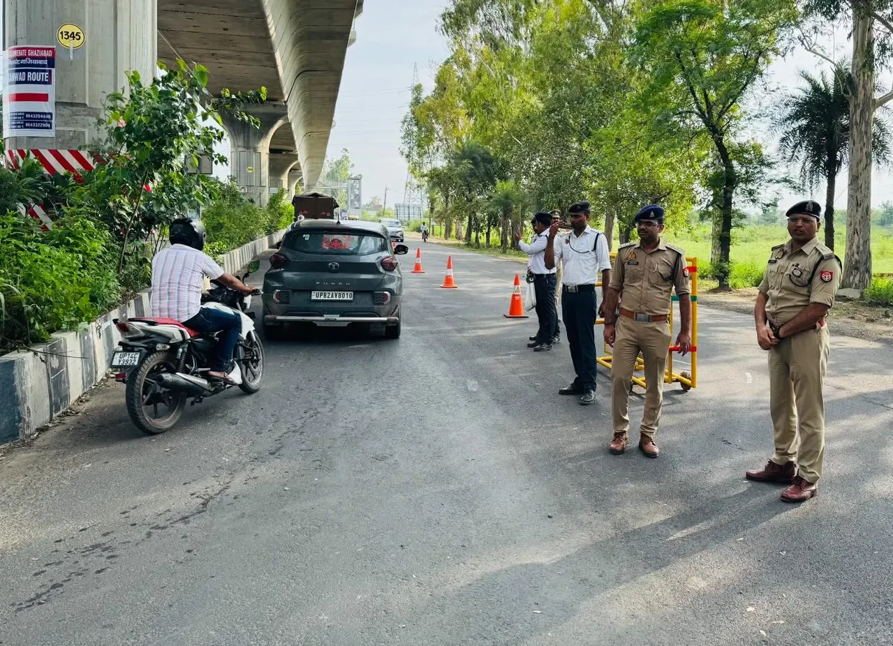 क्या गाजियाबाद में कांवड़ यात्रा के लिए पुलिस ने सख्त कदम उठाए?