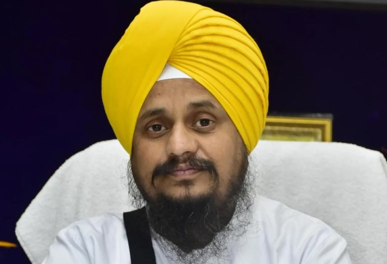 Who is Giani Harpreet Singh, the newly elected chief of the Akali Dal breakaway faction?