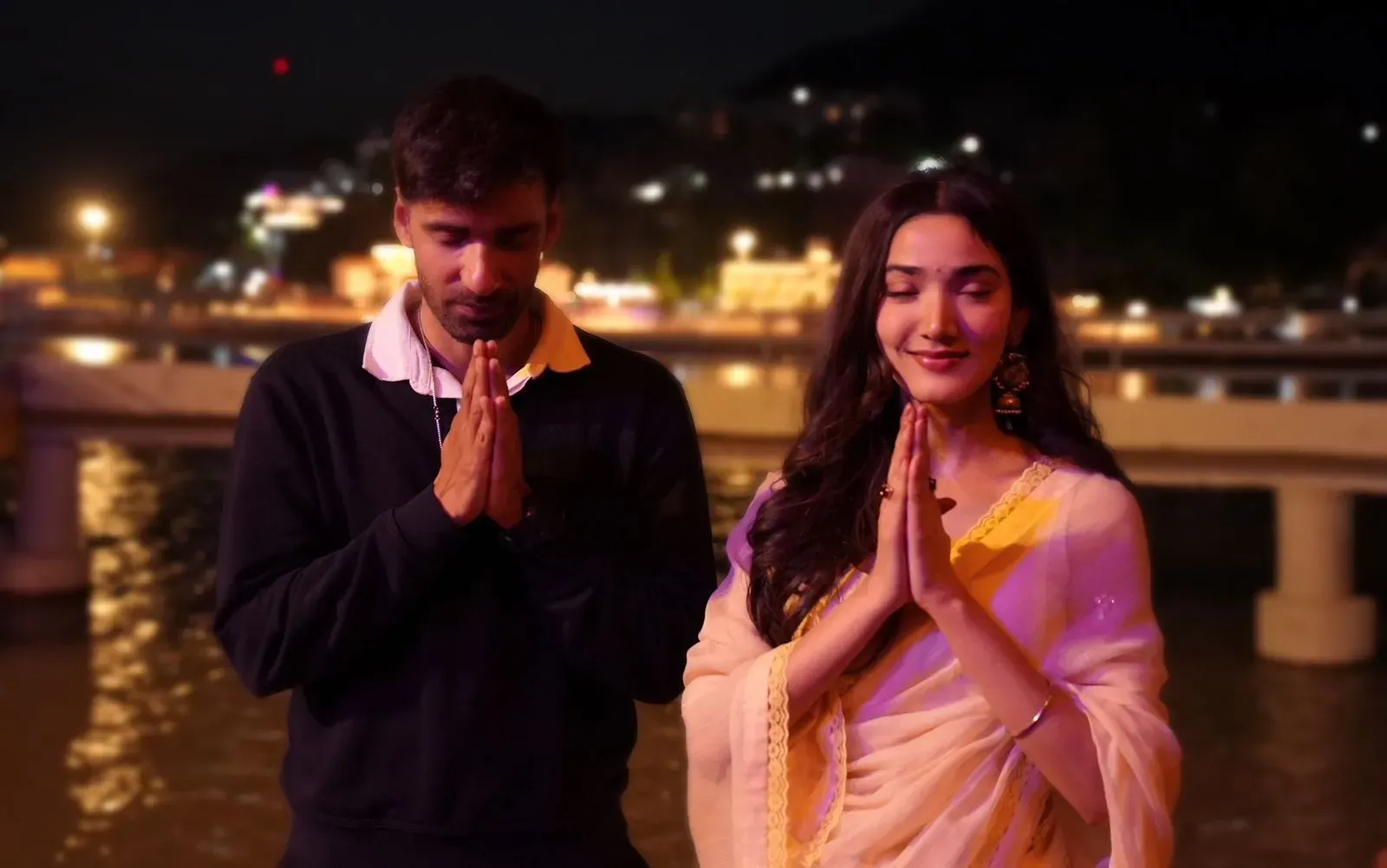 Could <b>"Ginny Wedss Sunny 2"</b> Lead Avinash Tiwary & Medha Shankr Attend Rishikesh’s Ganga Aarti?