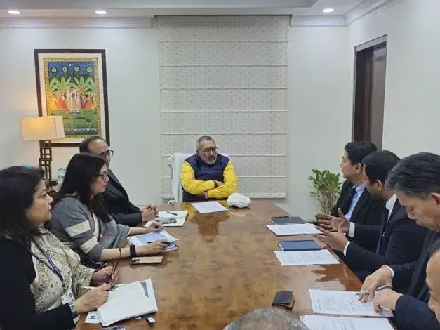 Giriraj Singh Welcomes Japan’s Uniqlo to Invest in PM Mitra Parks