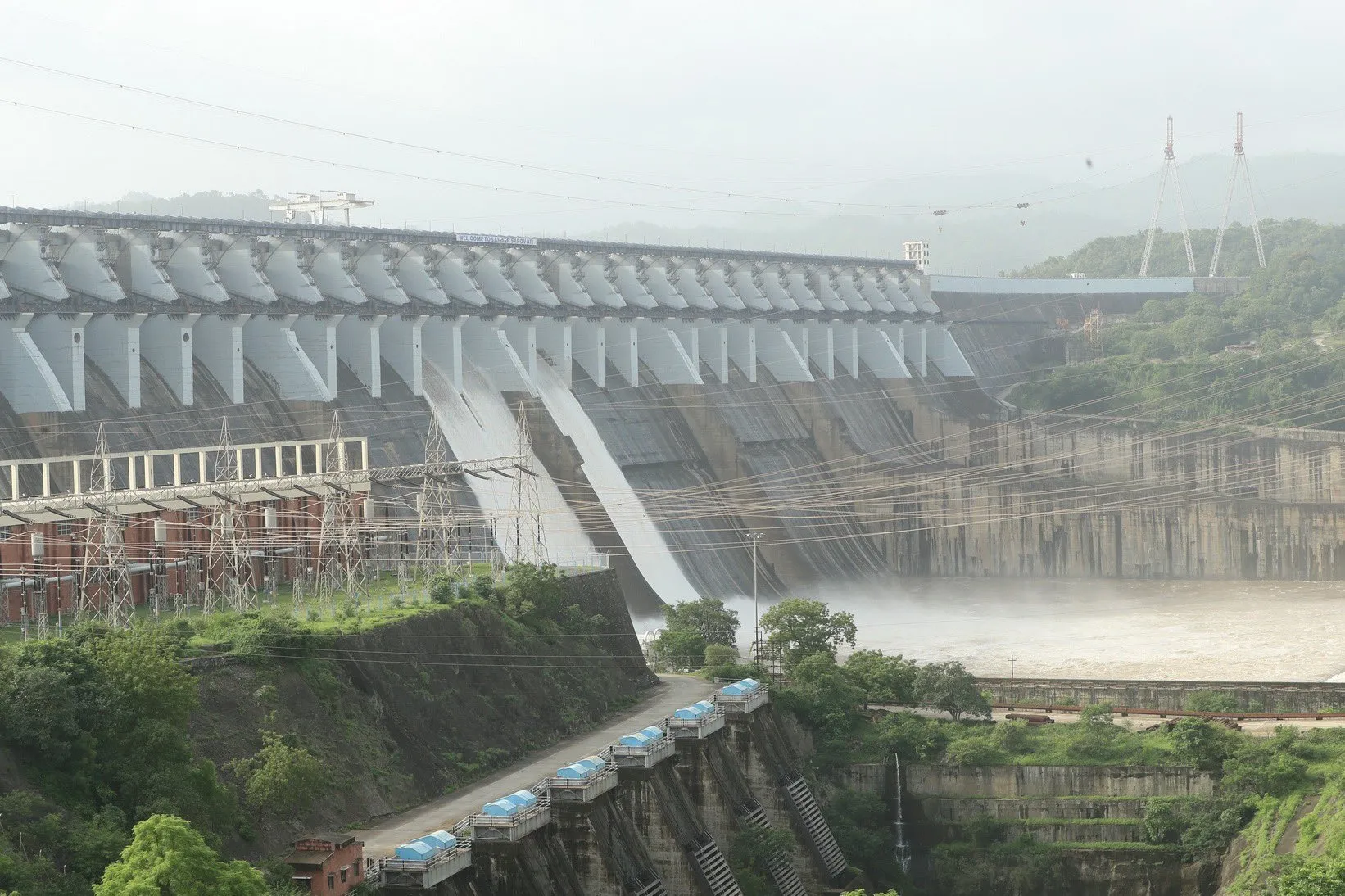 Is Gujarat's Water Crisis Worsening Due to Monsoon Delay?