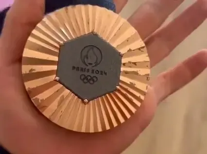 'If it had occurred in India, the world would have criticized us,' says Olympic medallist about 'flawed' Paris Olympic medals