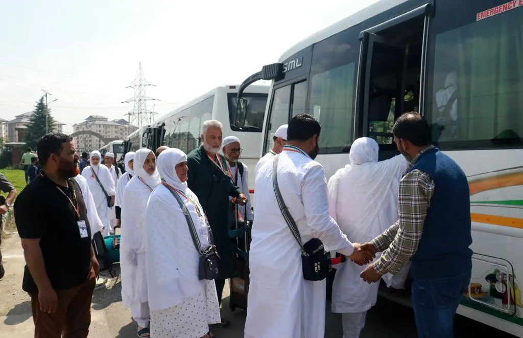 When Will Hajj Flights Resume from Srinagar Airport?