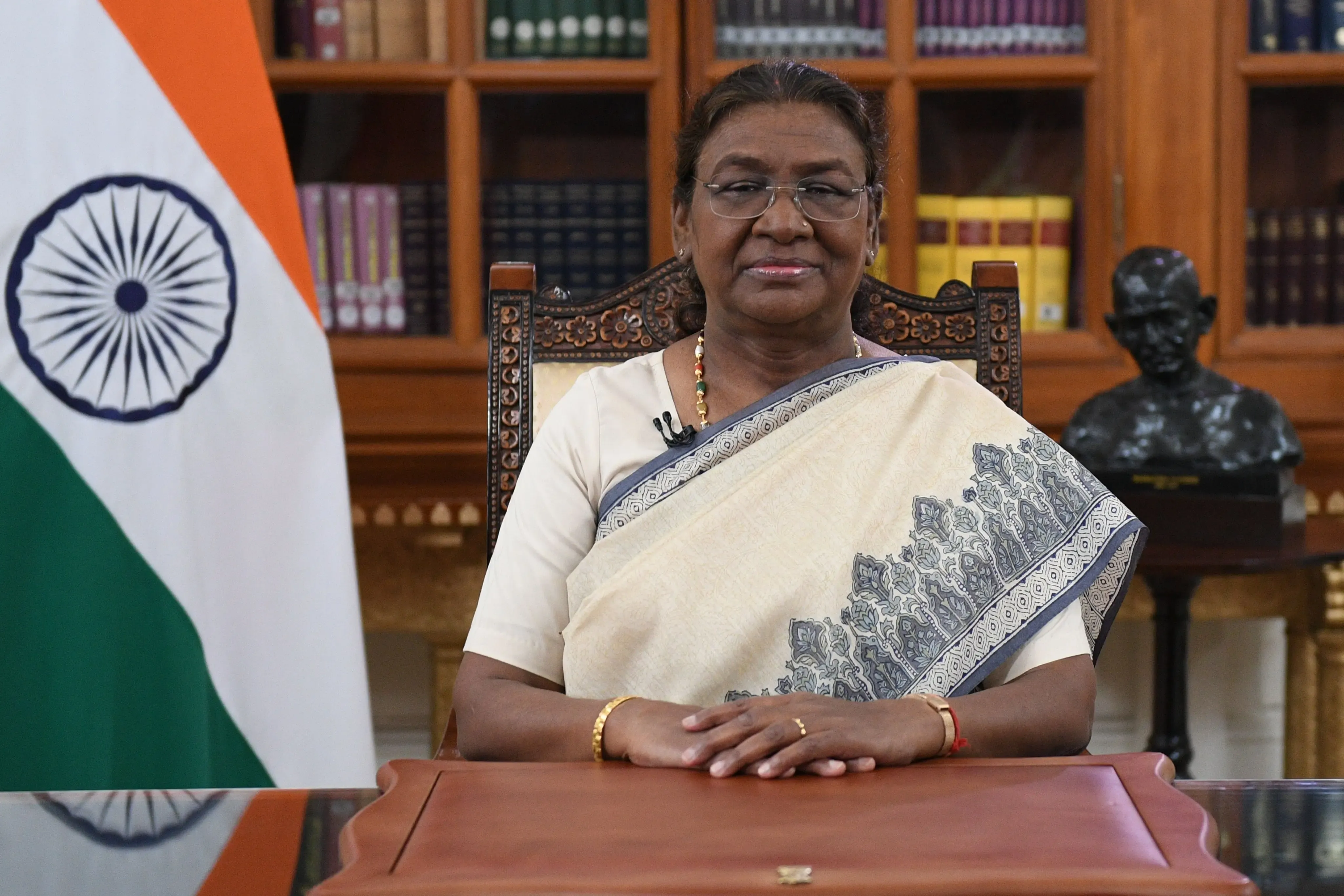 Joy and Abundance for Everyone: President Murmu Sends Greetings on Chaitra Navratri and Other Celebrations
