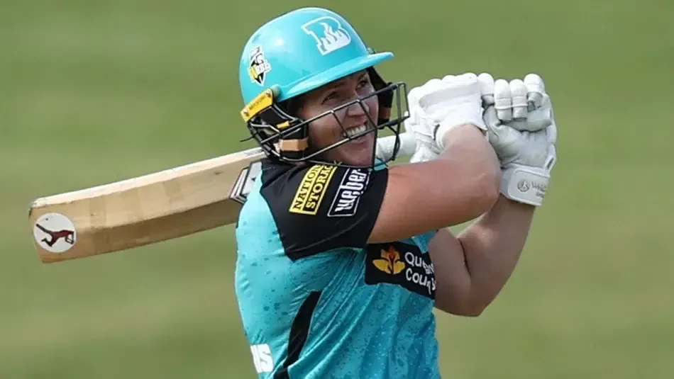 Sydney Thunder Welcomes Laura Harris and Hasrat Gill for WBBL 11