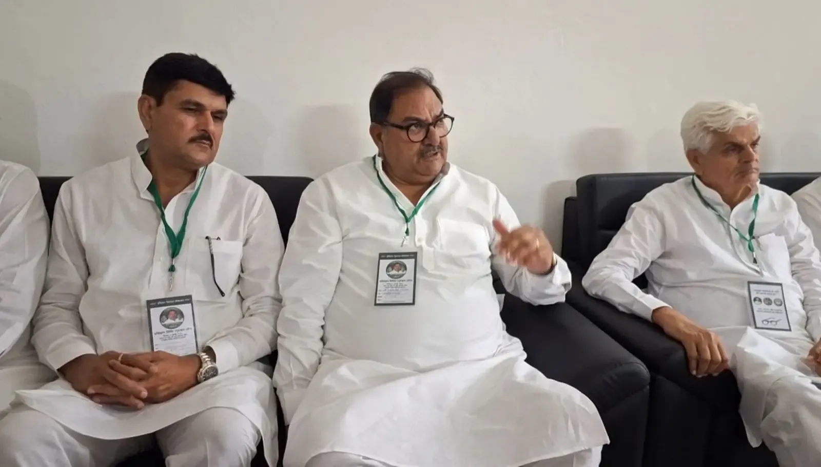 क्या हरियाणा के इनेलो प्रमुख अभय सिंह चौटाला को मिली जान से मारने की धमकी?