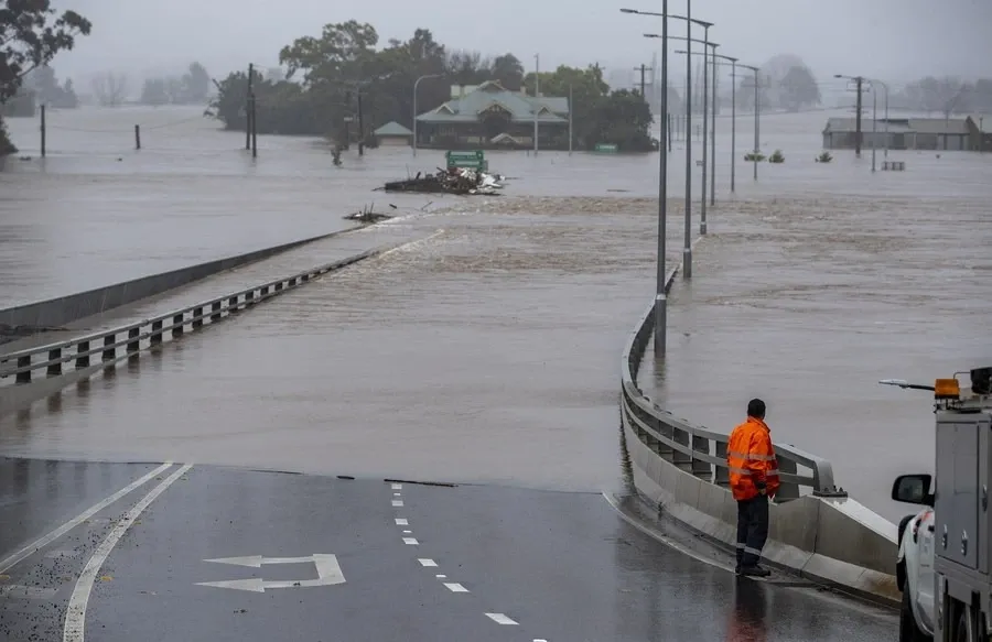 Is Heavy Rainfall Causing Flood Warnings in Eastern Australia?