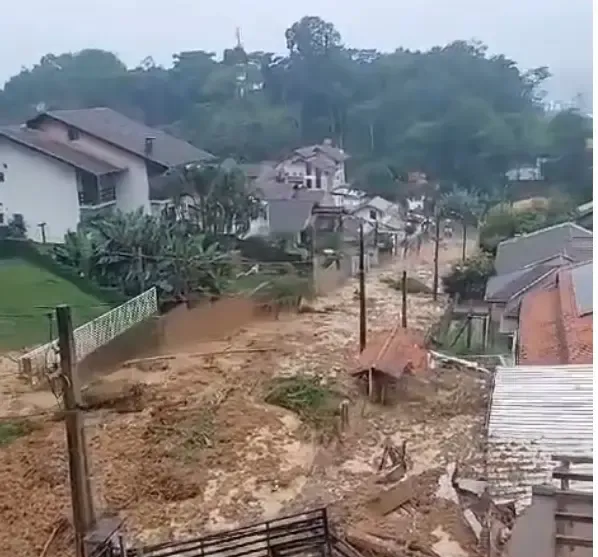 Severe Rainfall Leads to Loss of 11 Lives in Southeastern Brazil