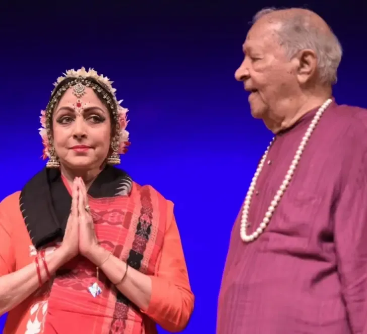 Hema Malini Thanks Pandit Hariprasad Chaurasia Following Her Recent Performance