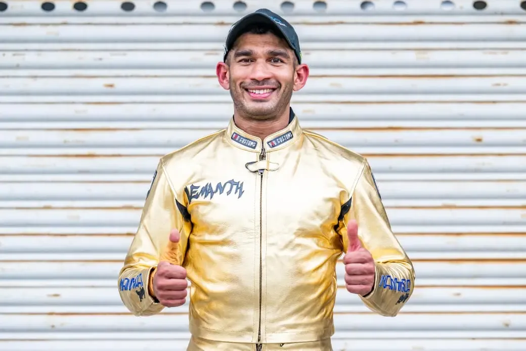 Hemant Mudappa beats World champion Ricky Gadson at Aamby Valley