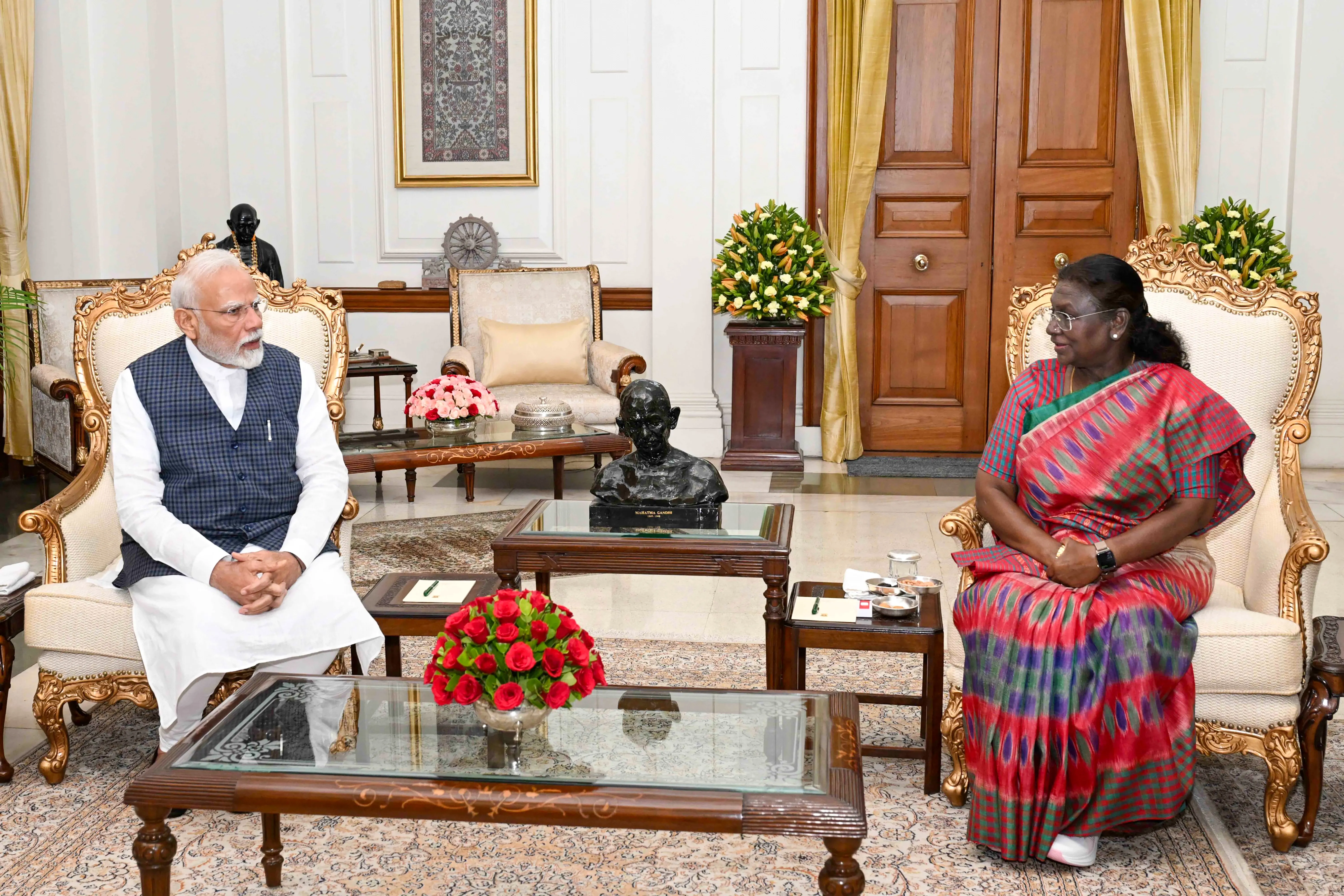 How does President Murmu's life and leadership inspire millions?