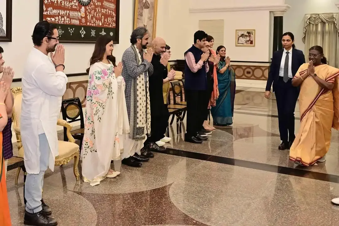 How Did President Droupadi Murmu Respond to Aamir Khan's 'Sitaare Zameen Par'?