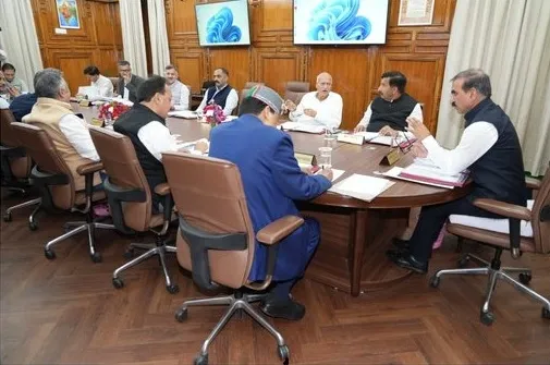 Has the Himachal Cabinet approved 1,000 posts in the Animal Husbandry Department?