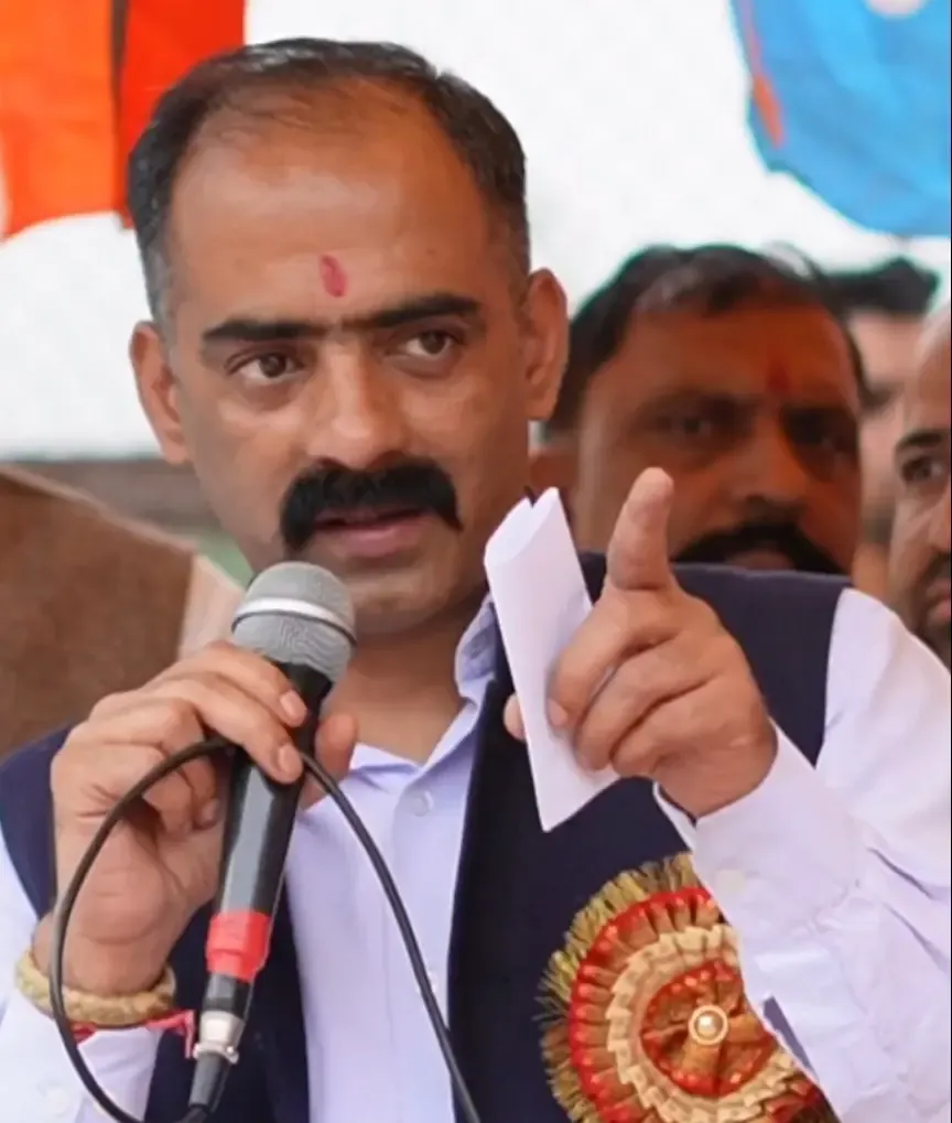 क्या हिमाचल में एनएचएआई अधिकारी से मारपीट के मामले में मंत्री अनिरुद्ध सिंह फंसे?