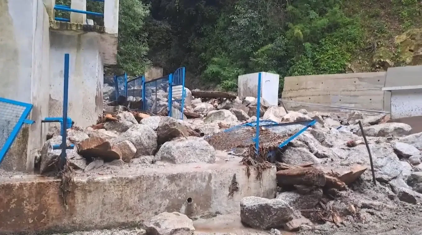 क्या हिमाचल प्रदेश के मंडी में बादल फटने से आई भारी तबाही?