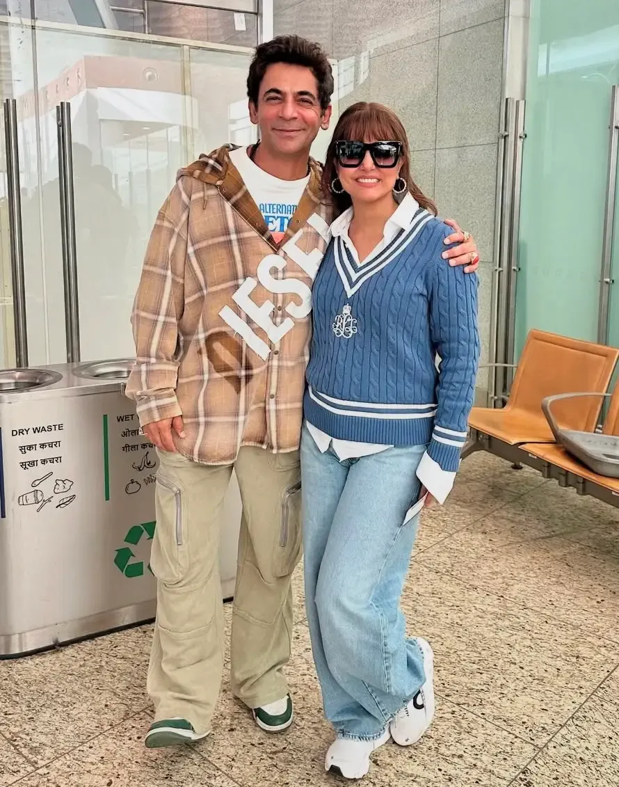 Hina Khan Meets Her Favorite Neighbor Sunil Grover