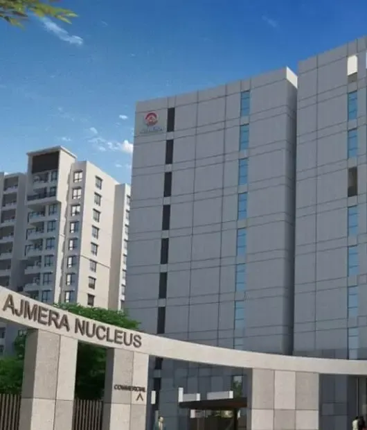 क्या अजमेरा रियल्टी ने पहली तिमाही में बिक्री मूल्य में 65 प्रतिशत की गिरावट दर्ज की?