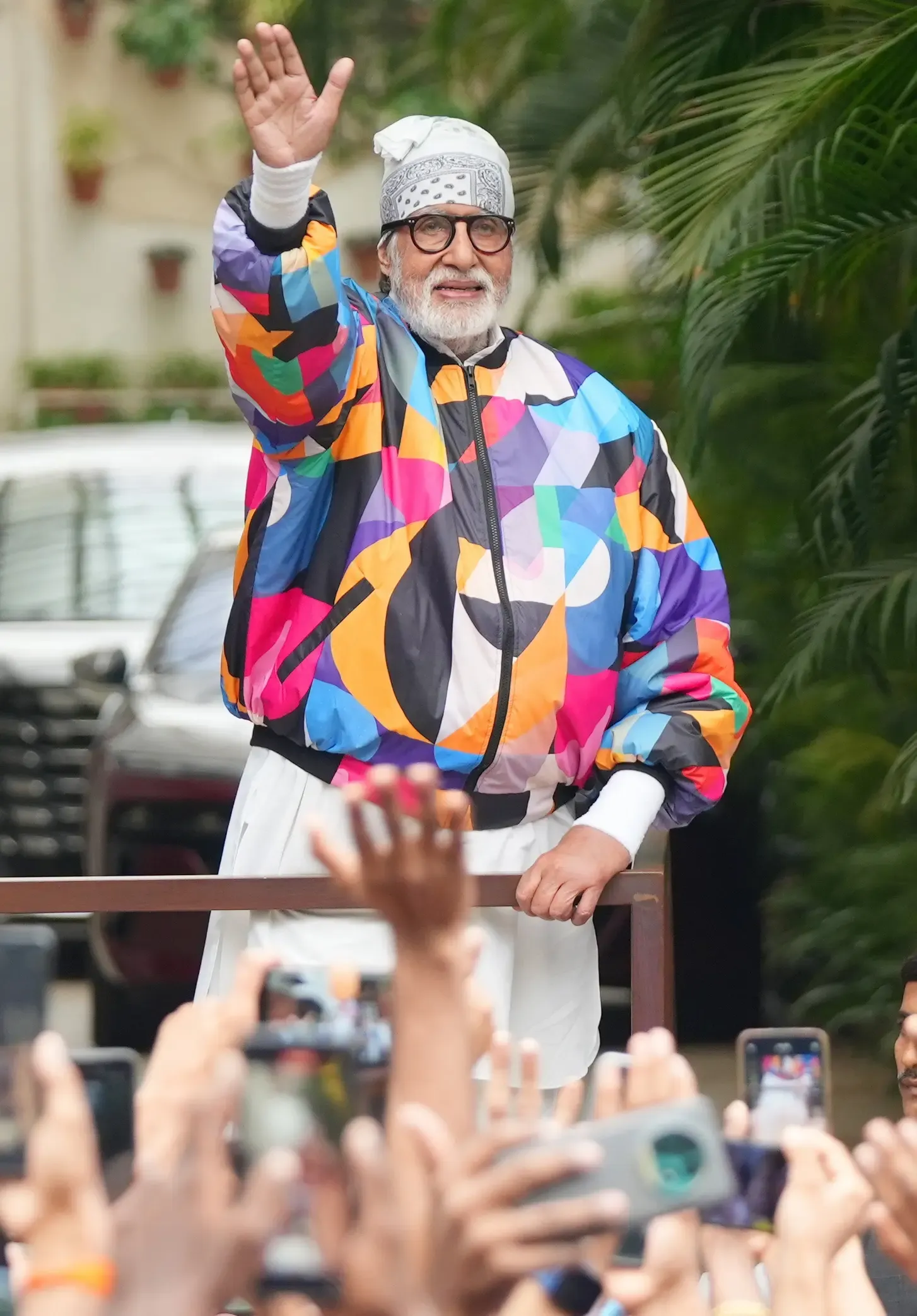 क्या अमिताभ बच्चन ने 'शोले' का पुराना टिकट साझा किया है?
