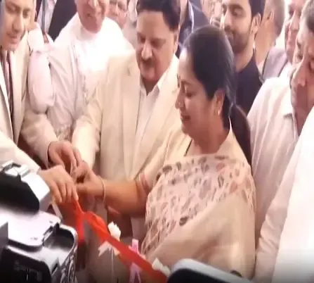 क्या दिल्ली को 7 नए सुपर स्पेशियलिटी अस्पताल मिलेंगे, आईसीयू बेड की क्षमता बढ़ेगी?: सीएम रेखा गुप्ता