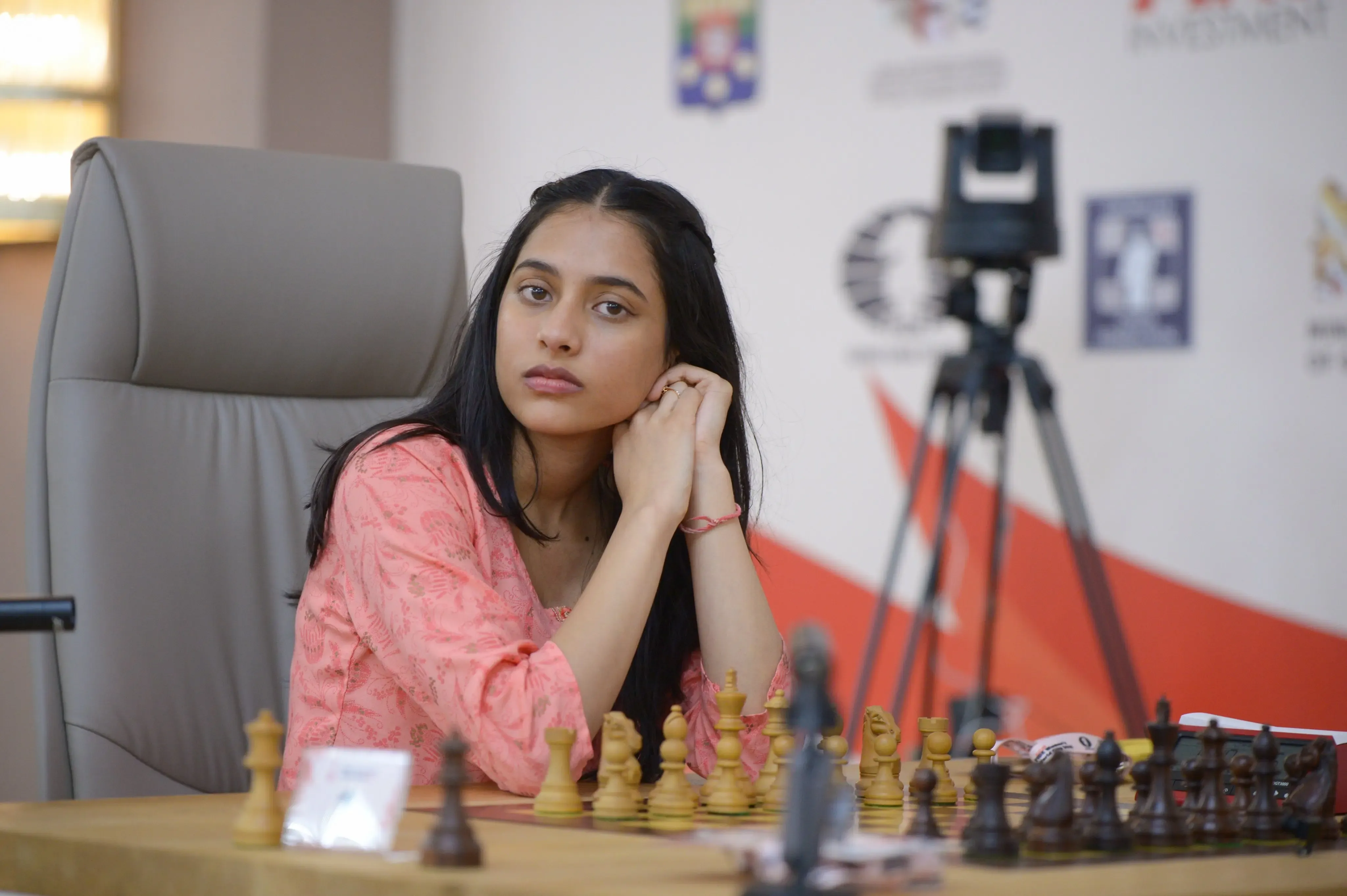 क्या 19 वर्षीय दिव्या देशमुख ने महिला चेस वर्ल्ड चैंपियन 2025 बनकर इतिहास रचा?