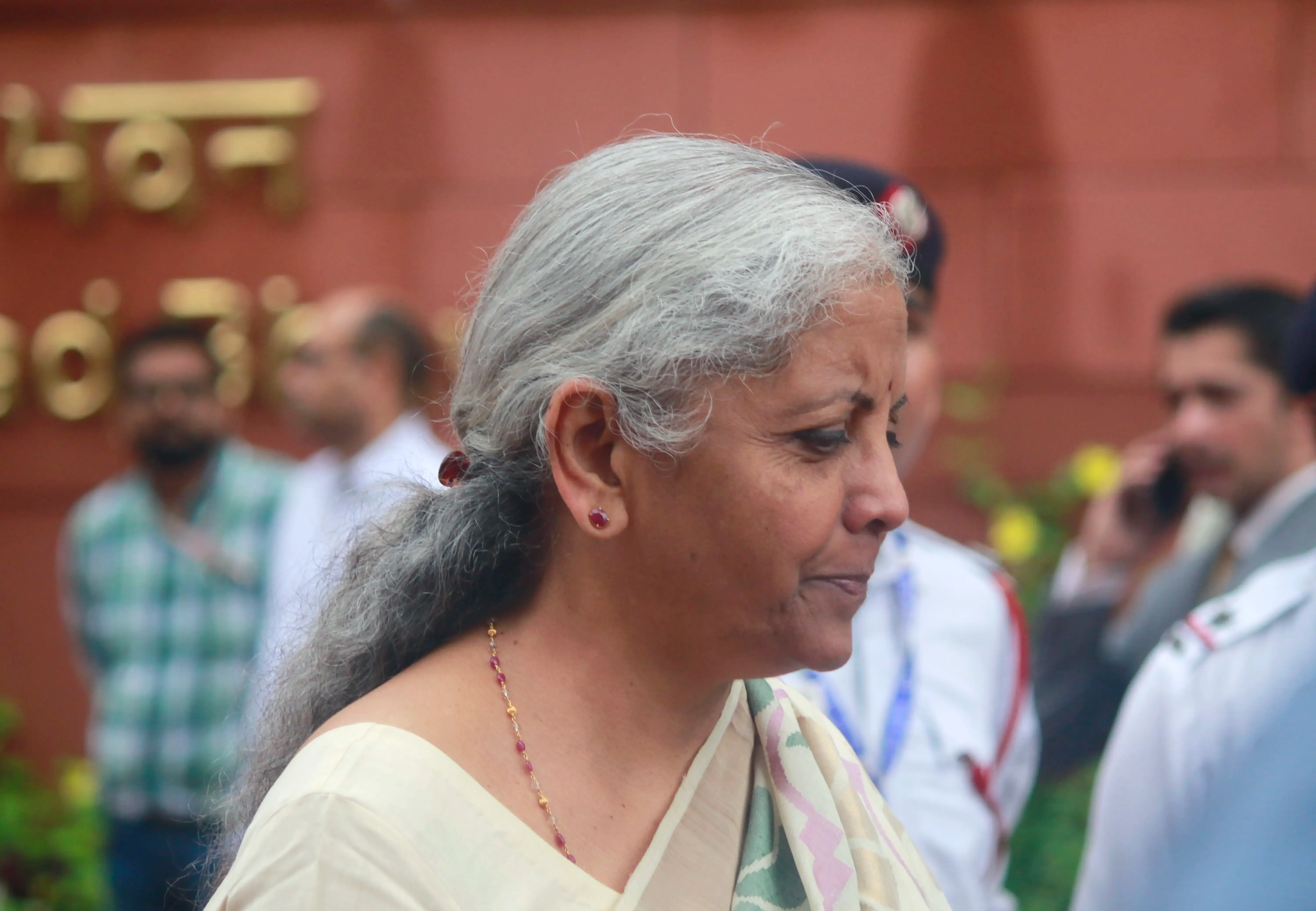 क्या वित्त मंत्री निर्मला सीतारमण आज लोकसभा में नया इनकम टैक्स बिल 2025 पेश करेंगी?