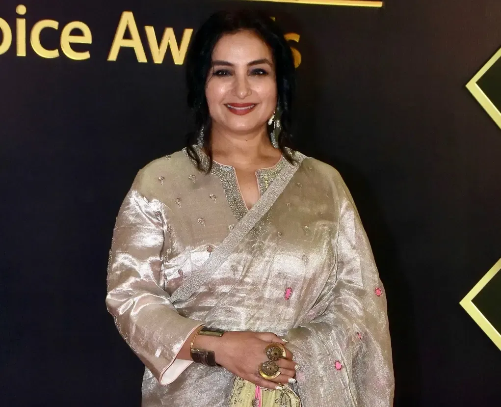 क्या नारीत्व का अर्थ अपनी जिंदगी के फैसले स्वतंत्र रूप से लेने की आजादी और समानता है?