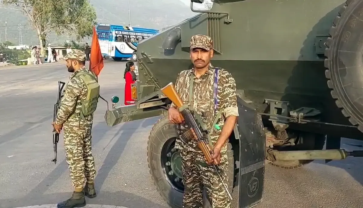 क्या जम्मू कश्मीर के उधमपुर में भारतीय सेना और आतंकवादियों के बीच मुठभेड़ हुई?