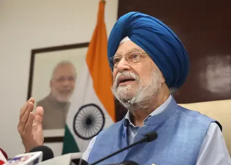 क्या भारत की रूस से कच्चे तेल की खरीद ने वैश्विक ऊर्जा कीमतों को स्थिर करने में मदद की?