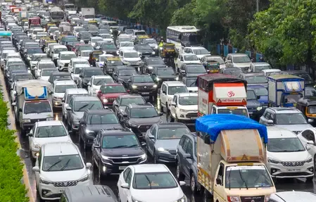 क्या भारत में वाहनों की बिक्री जून में 4.84 प्रतिशत बढ़ी?