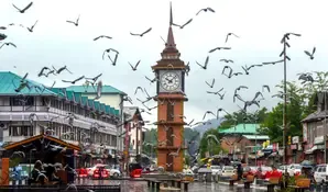 क्या धारा 370 हटने के 6 साल में जम्मू-कश्मीर में बदलाव आ रहा है?