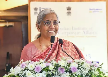 क्या प्रधानमंत्री जन धन योजना के तहत गरीबों के बैंक खातों की संख्या 55 करोड़ से अधिक हो गई?