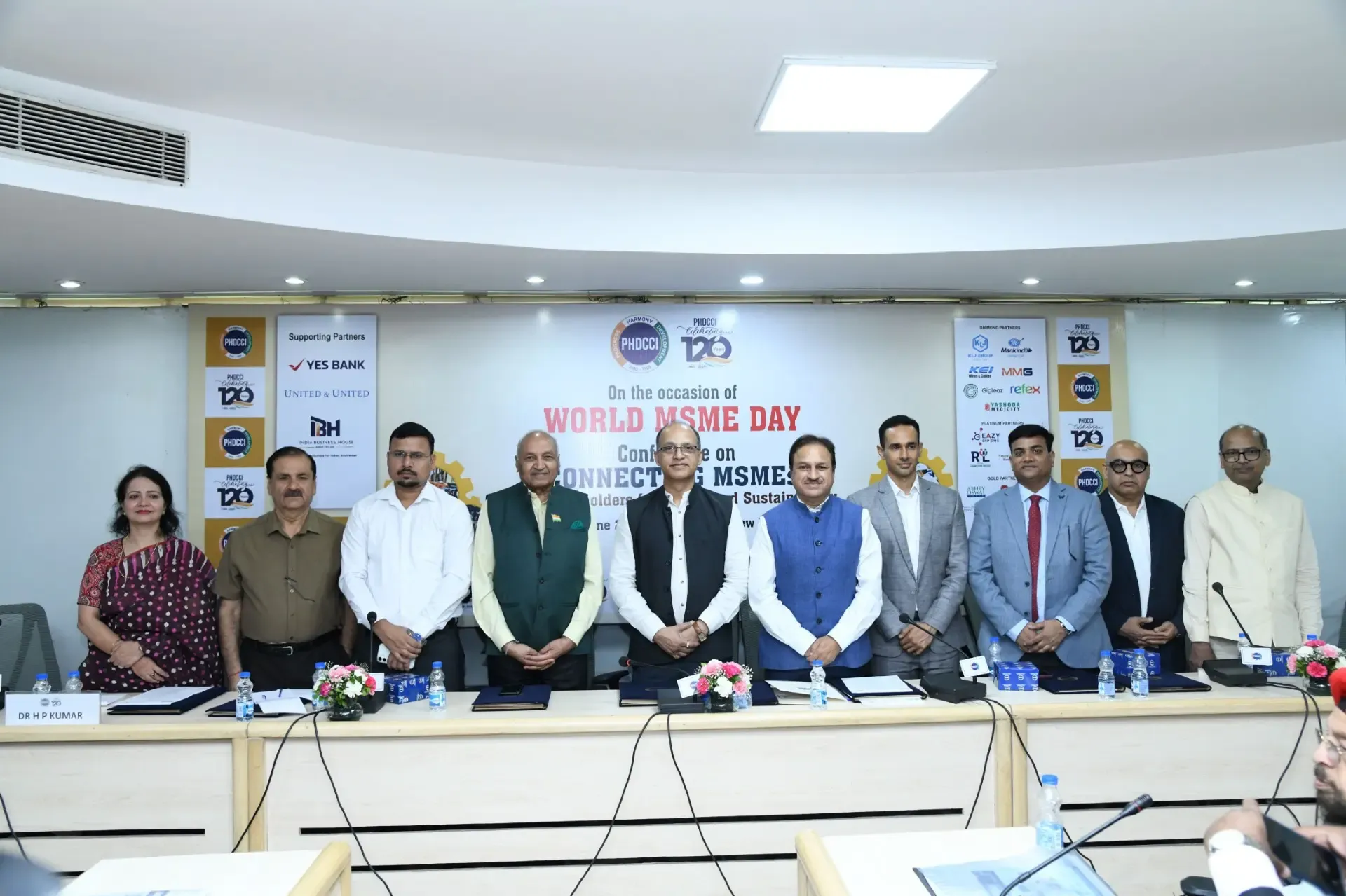 क्या 10 लाख से अधिक सूक्ष्म और लघु उद्यम सरकारी ई-मार्केटप्लेस से जुड़े हैं?