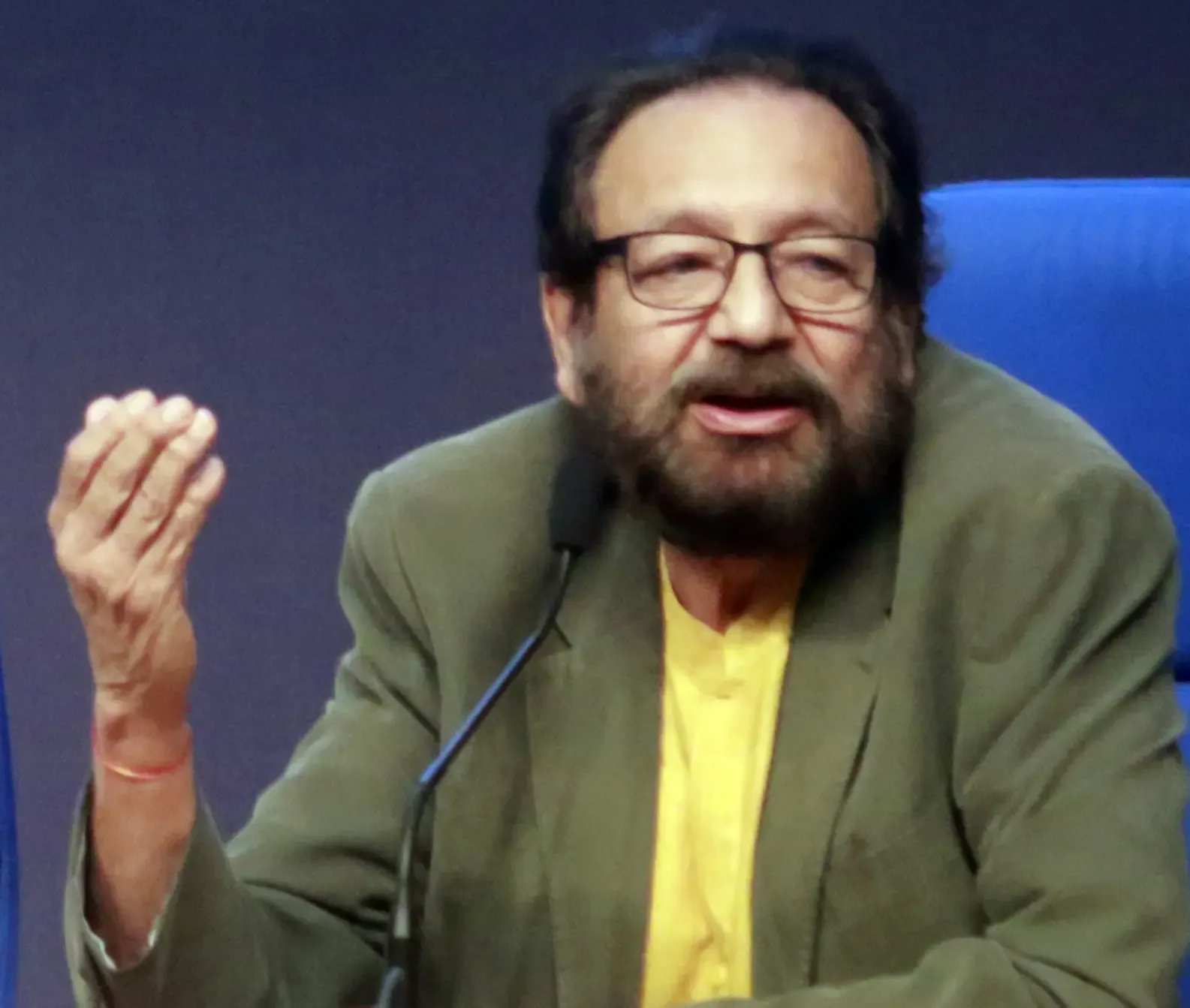 क्या शेखर कपूर का आत्ममंथन दर्शाता है कि 'मैं भी कहानी लिखते समय सिजोफ्रेनिक होता हूं?'