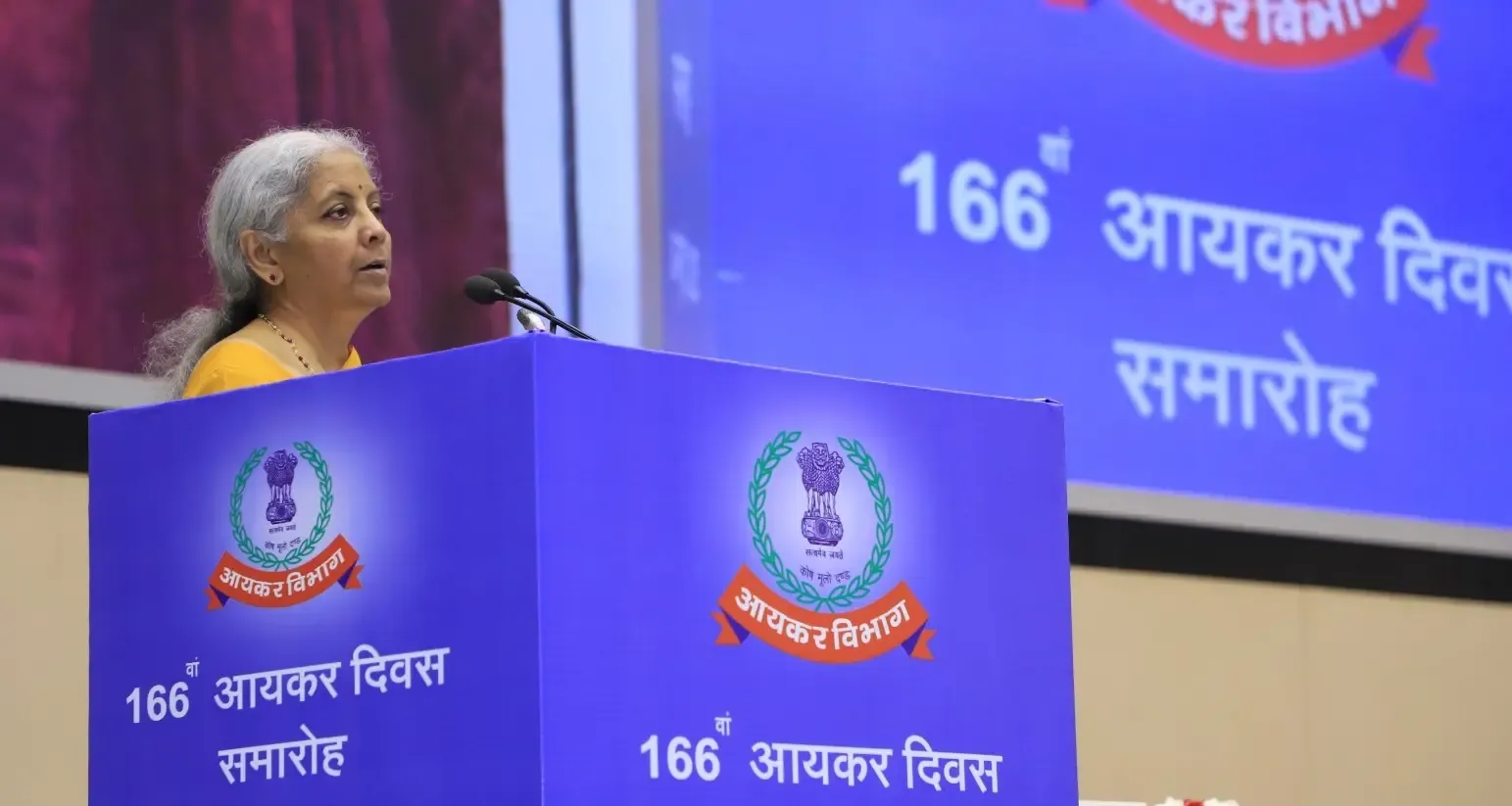क्या नए इनकम टैक्स बिल में सरल भाषा का उपयोग एक बड़ा बदलाव है? वित्त मंत्री