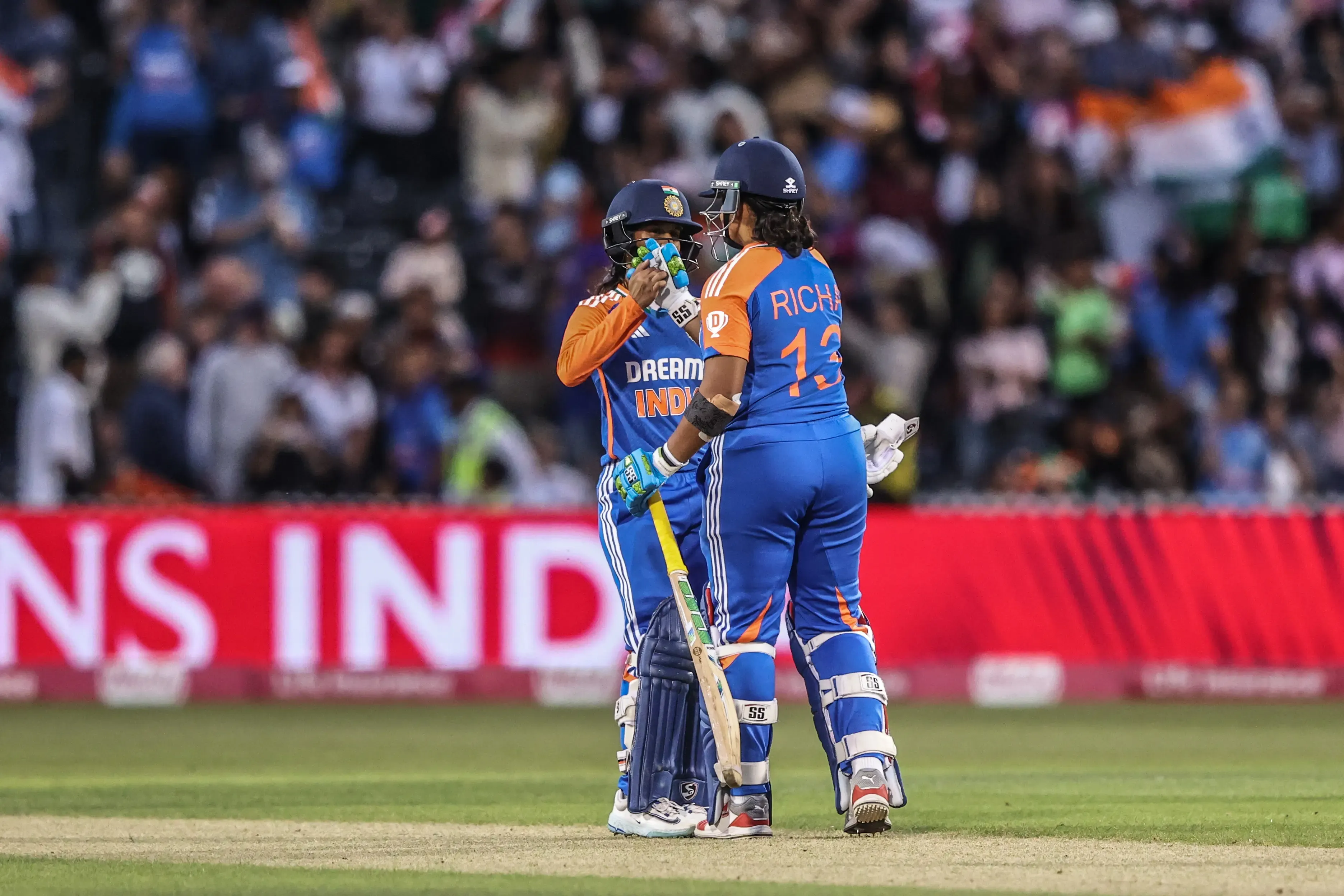 क्या इंग्लैंड में ऐतिहासिक टी20 सीरीज जीतने पर मंधाना ने टीम की भूख की बात की?