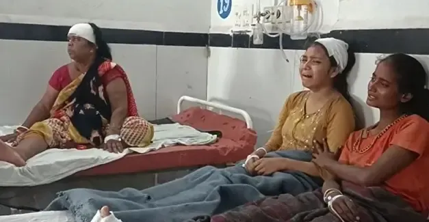 क्या बागेश्वर धाम में दीवार गिरने से श्रद्धालु की मौत हुई?