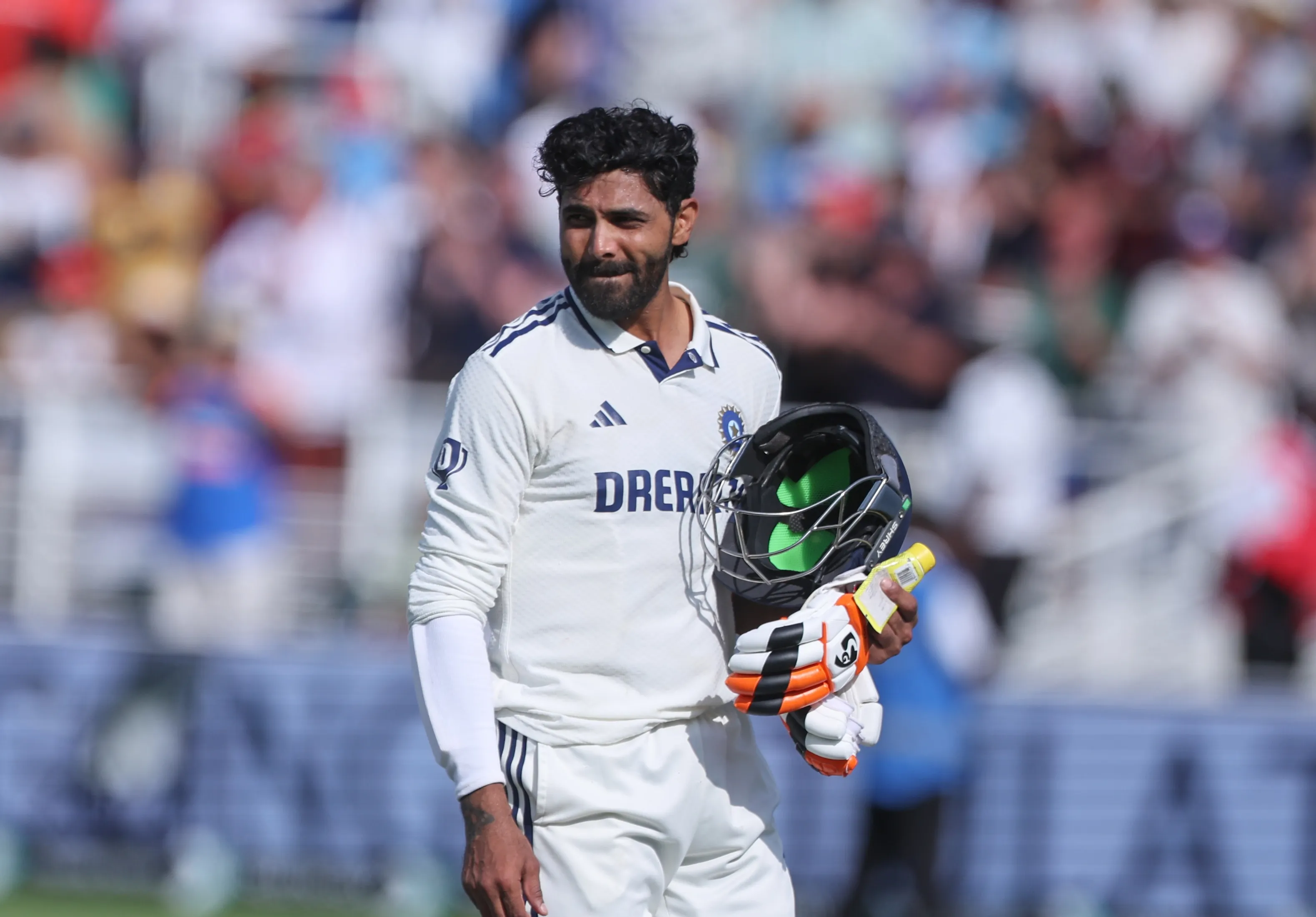 What Makes Gill Praise Jadeja's Unique Skills in the Lord's Test?