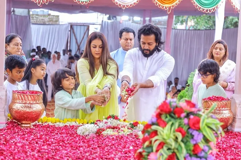 How Did Riteish Deshmukh’s Kids Honor Their Grandfather Vilasrao Deshmukh on His 80th Birthday?