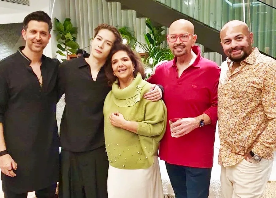 Did Hrithik Roshan and Rakesh Roshan Just Welcome K-pop Idol Jackson Wang?