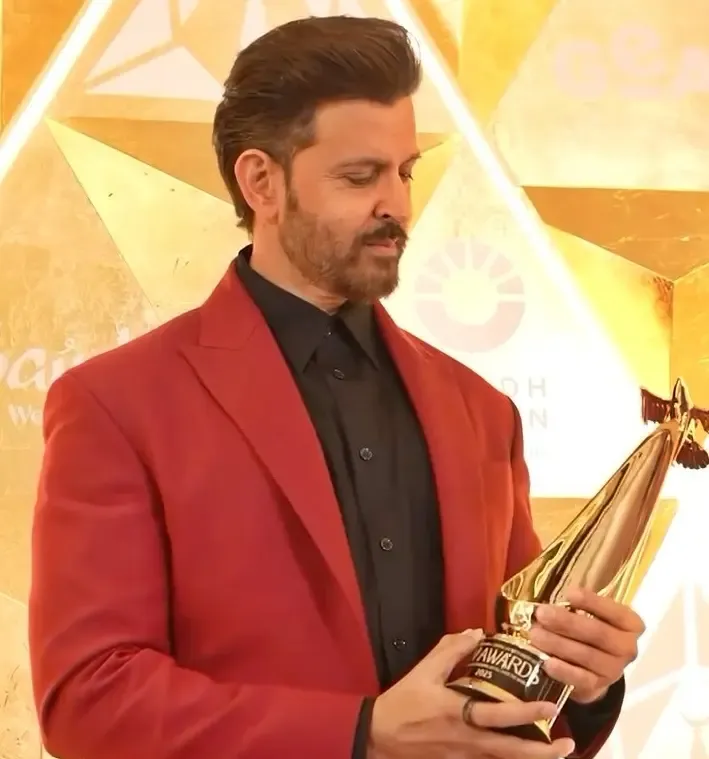 Hrithik Roshan Expresses Delight After Attending Joy Awards 2025