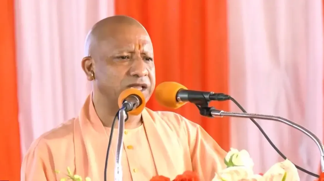 क्या हम स्वदेशी के लिए जीने और देश के लिए मरने को तैयार हैं? : सीएम योगी