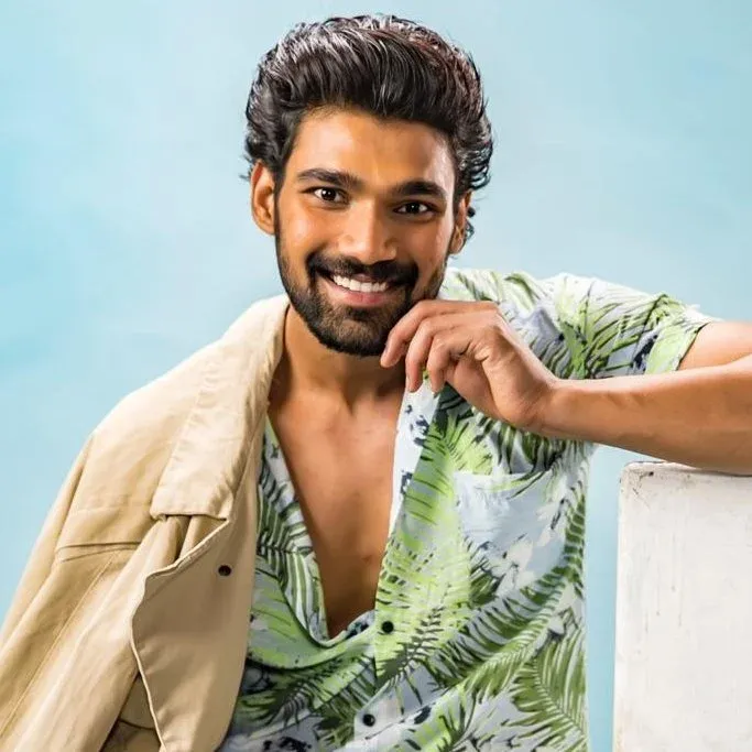 Did Hyderabad Actor Bellamkonda Srinivas Misbehave with Traffic Police?