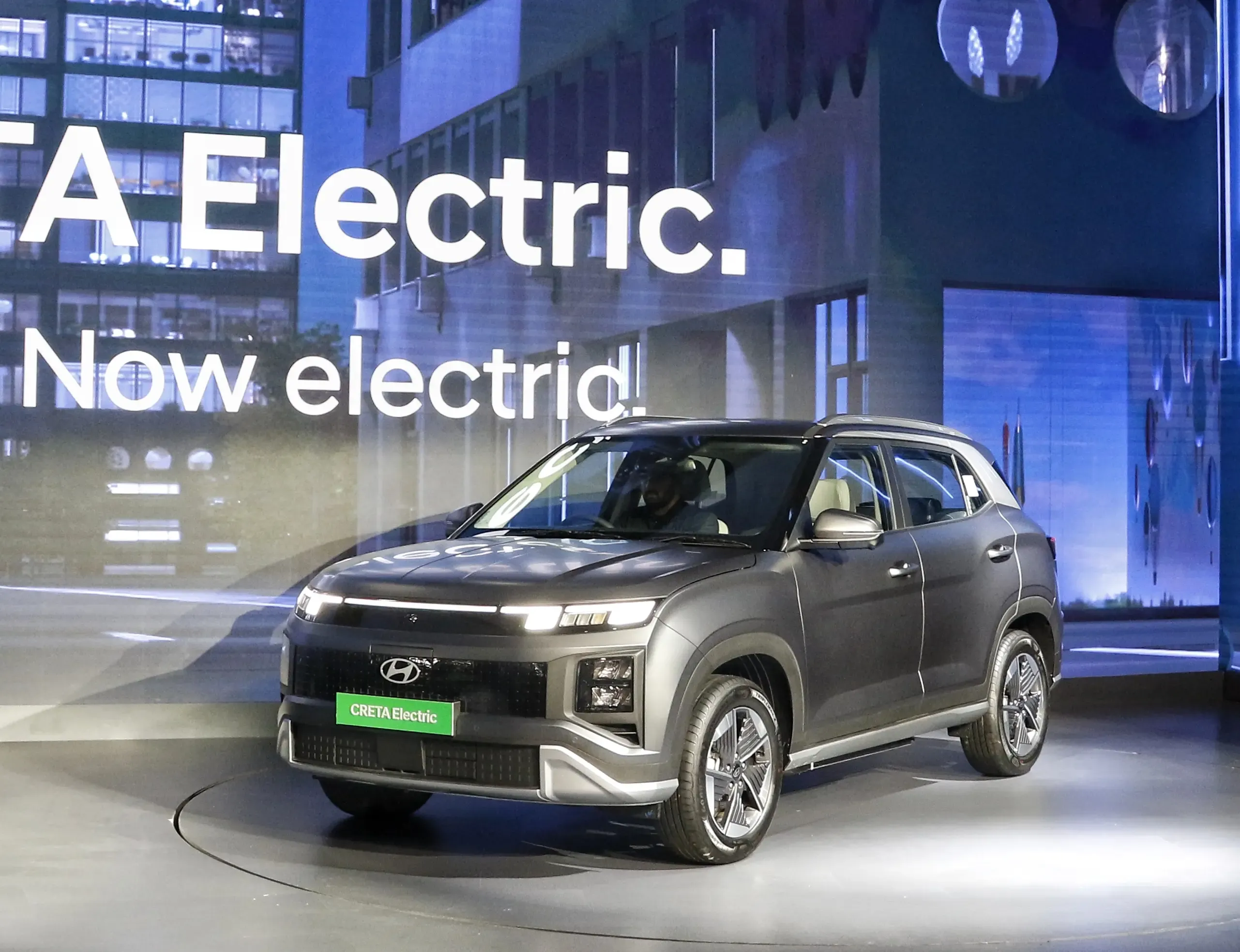 Hyundai Motor Plans to Launch Level 2+ Self-Driving Technology by 2027