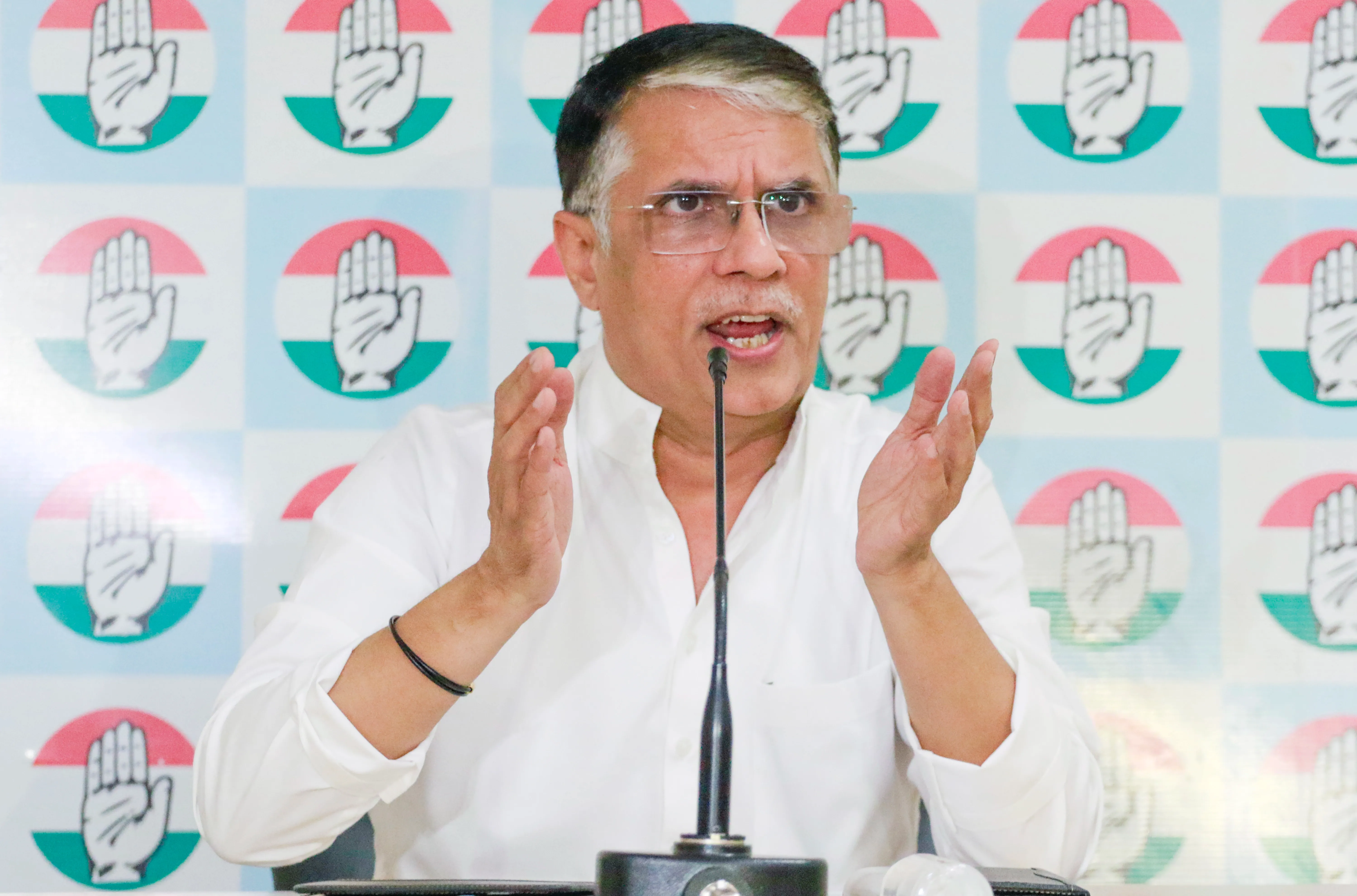 Could Fake Voters Influence the 2024 Elections? Pawan Khera Critiques Government and ECI for ‘Data Secrecy’