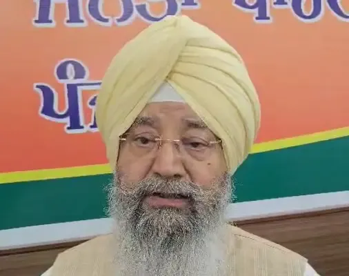 क्या इकबाल सिंह लालपुरा ने पंजाब सरकार पर सिख धर्म की मर्यादा का उल्लंघन करने का आरोप लगाया?