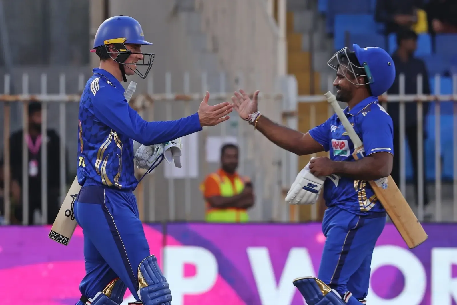 ILT20: Tom Banton's Century Powers MI Emirates to a Convincing Nine-Wicket Triumph Over Sharjah Warriorz