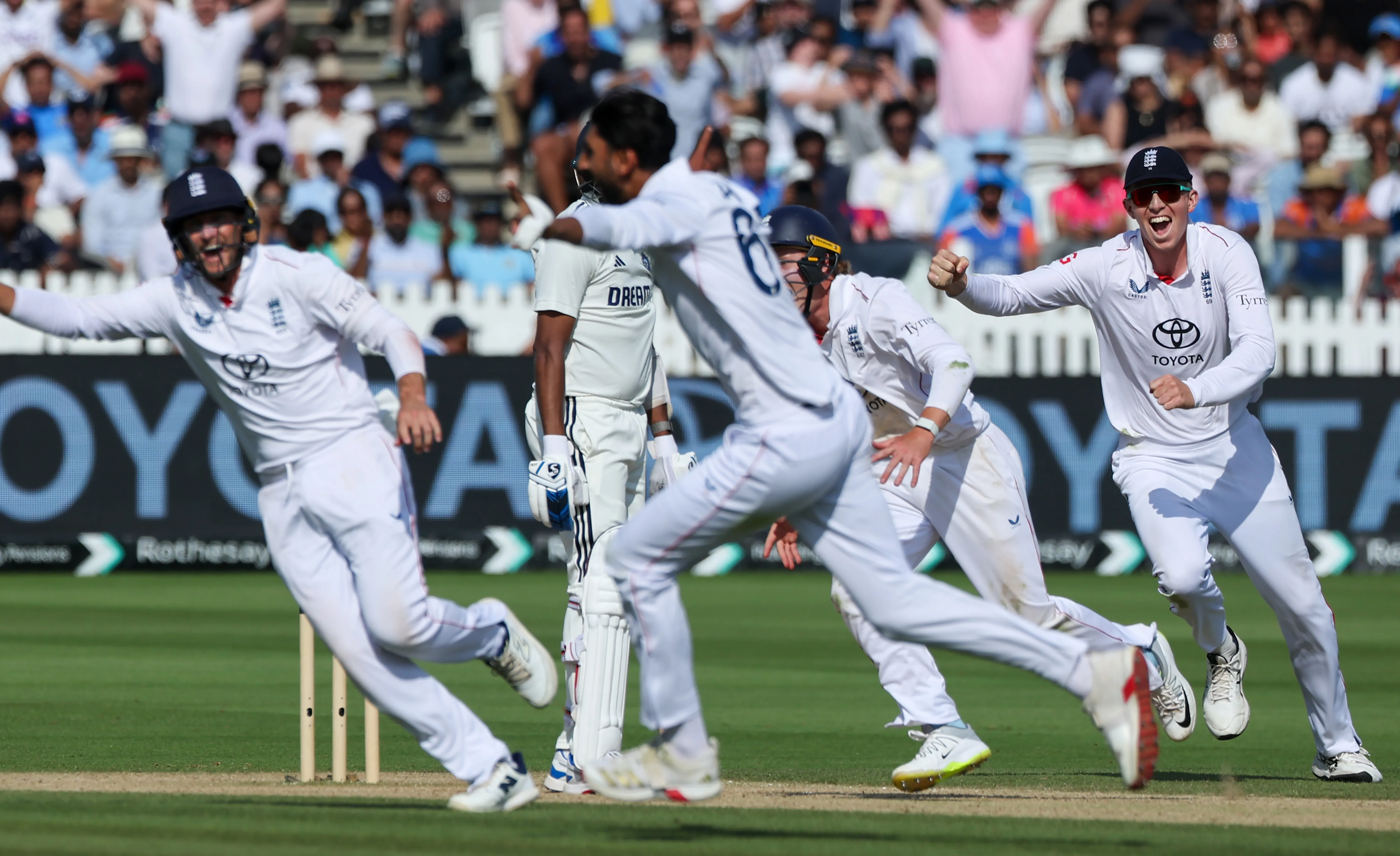 Could Trott Survive the Tension of Lord's Thrilling Finish?